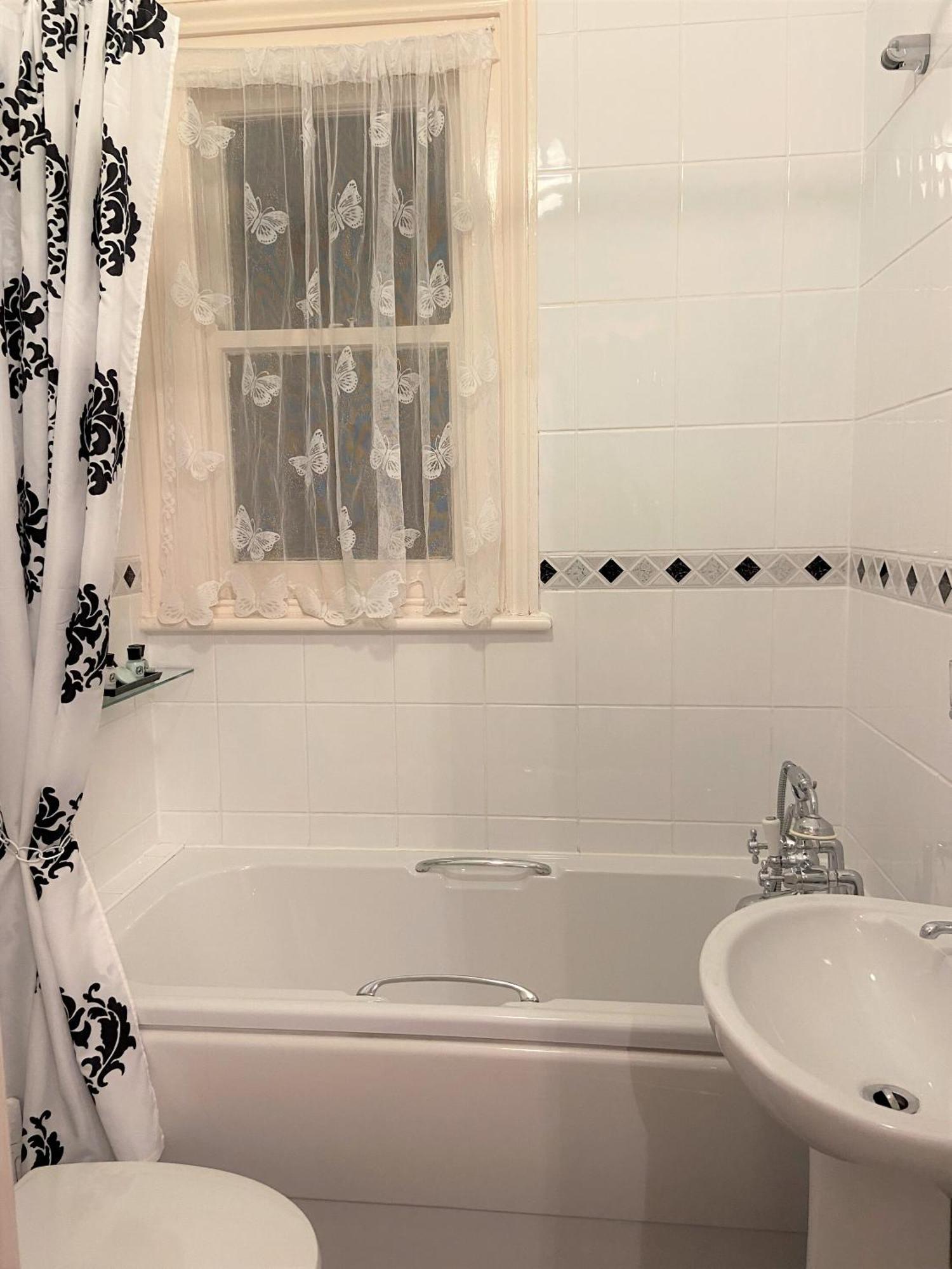 Hotel The Briars - Adults Only Paignton Pokoj fotografie