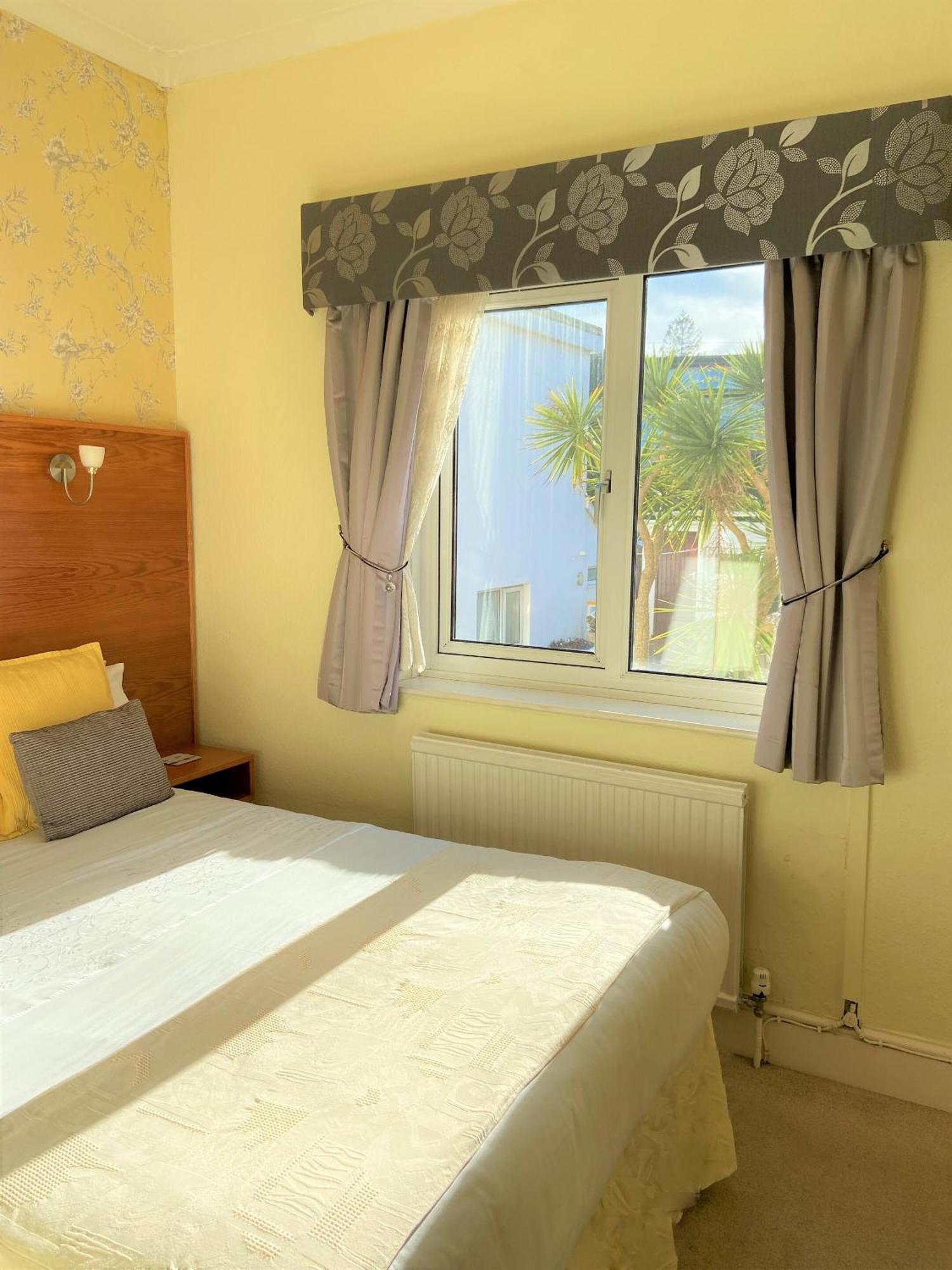 Hotel The Briars - Adults Only Paignton Pokoj fotografie